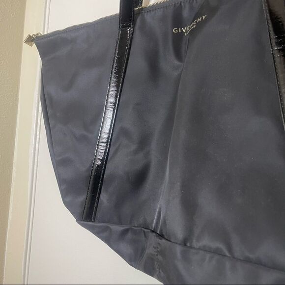 Givenchy parfums black nylon medium zip tote shopper handbag - Picture 6 of 10